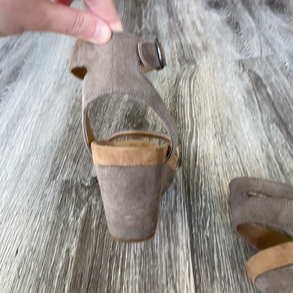 Lucky Brand Wedges - Picture 7 of 9